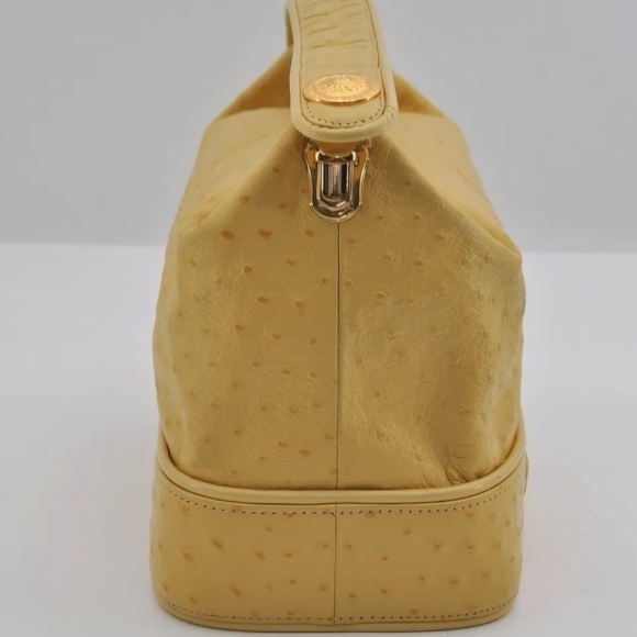 GIANNI VERSACE ostrich trunk bag main image 10